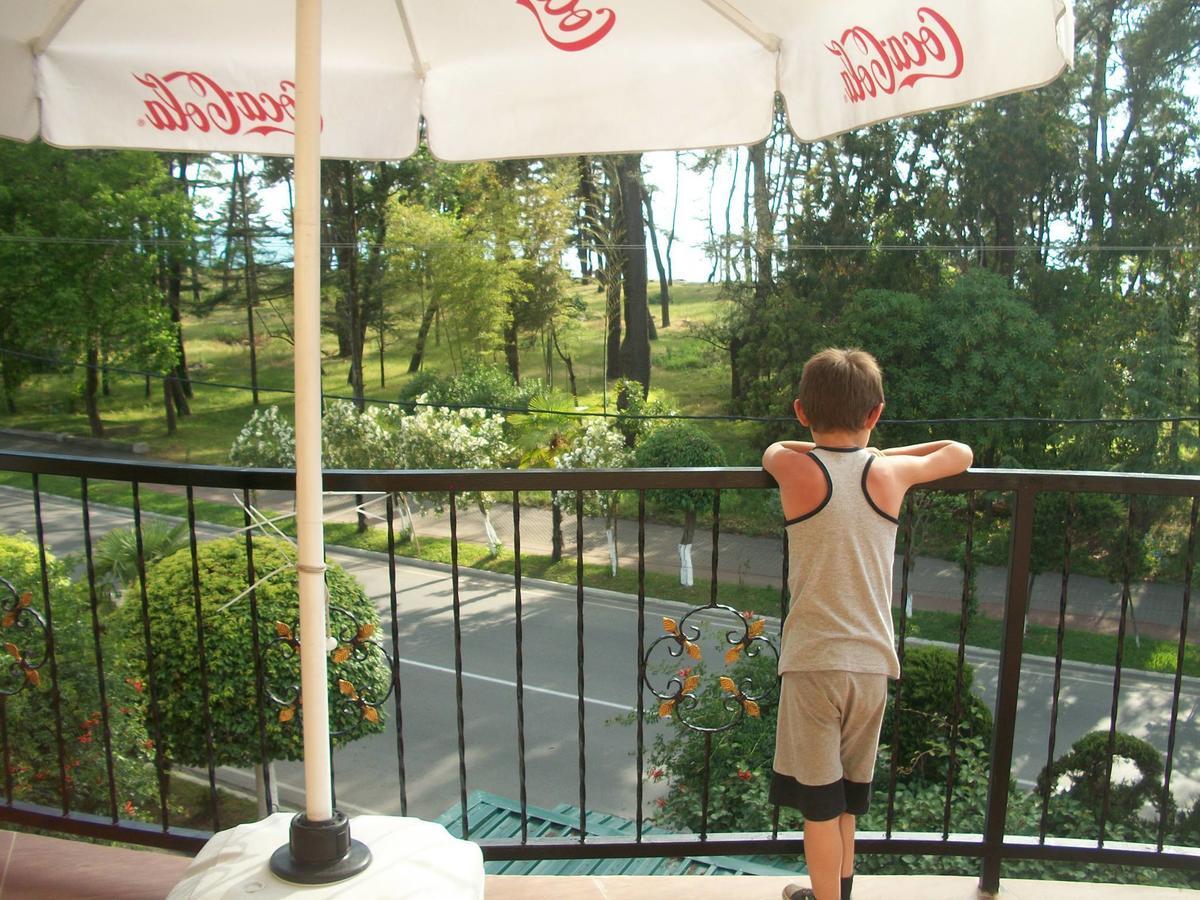 Magnolia Hotel Agmashenebeli コブレチ エクステリア 写真